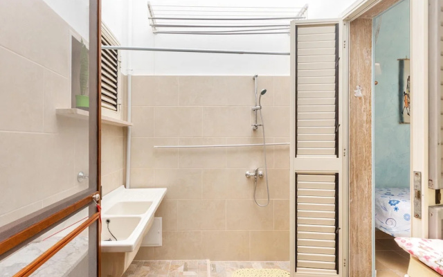 2759 Casa Leonard by Barbarhouse