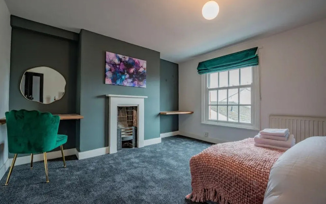 Host Stay Park Street Abode