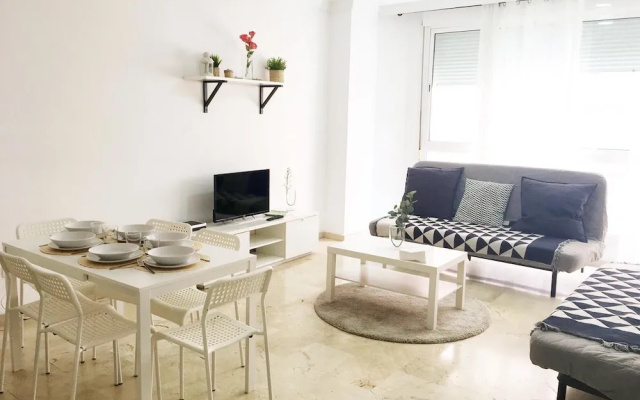 Sagasta Beach Apartment IV by Canary365