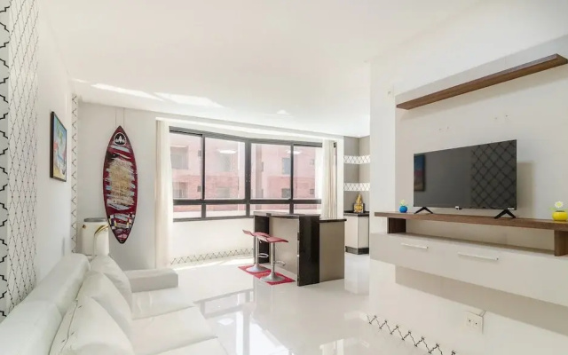 1BR Apt w/ Pool 650m From Beach Pdn0113