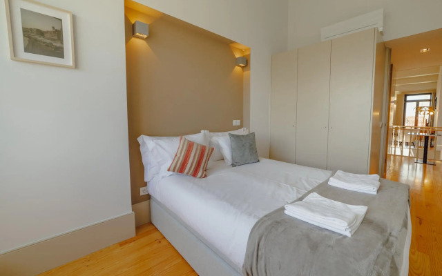 Legacy Oporto Premium Apartment I by Vacationy