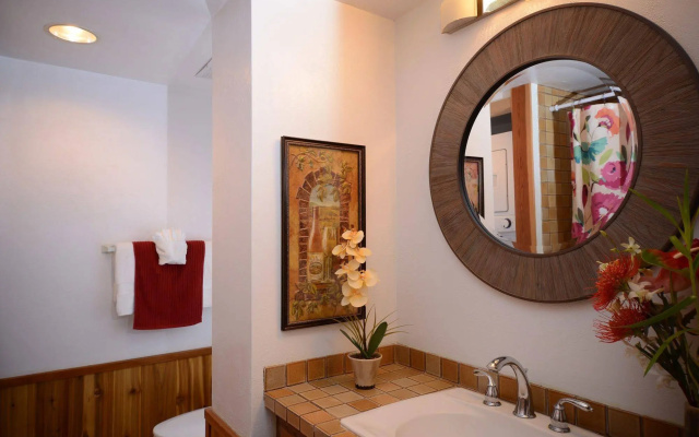 Big Island Holualoa Bay Villas by Coldwell Banker Island Vacations