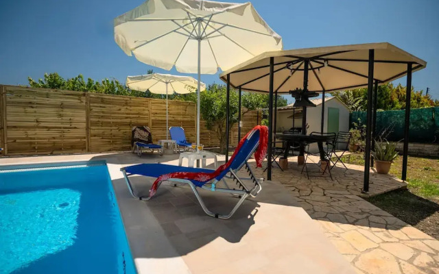 Jokos House in Roda With 2 Bedrooms and 2 Bathrooms
