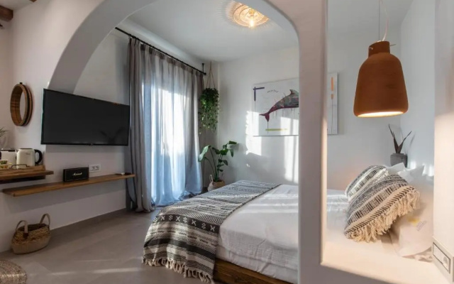 Artemis Hotel