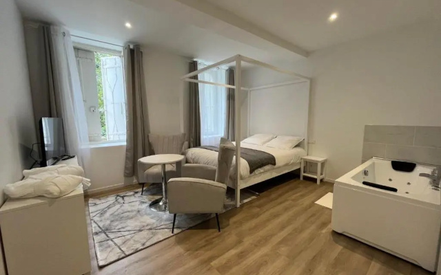 Suite Privee Riquet - Balneo - Romantique