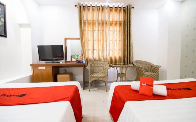 Nhi Nhi Hotel