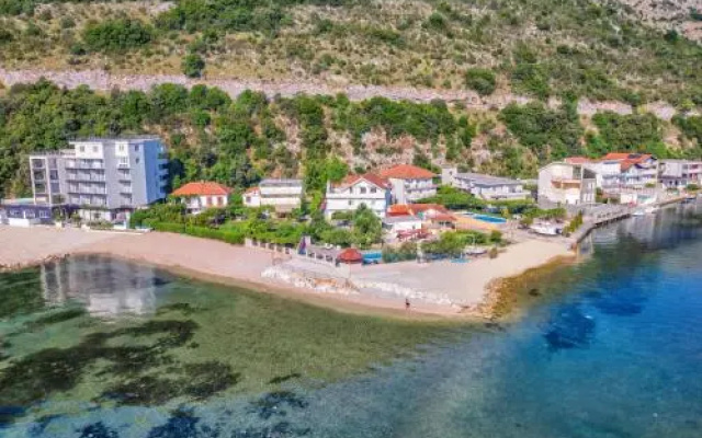 Apartments Obala Katic