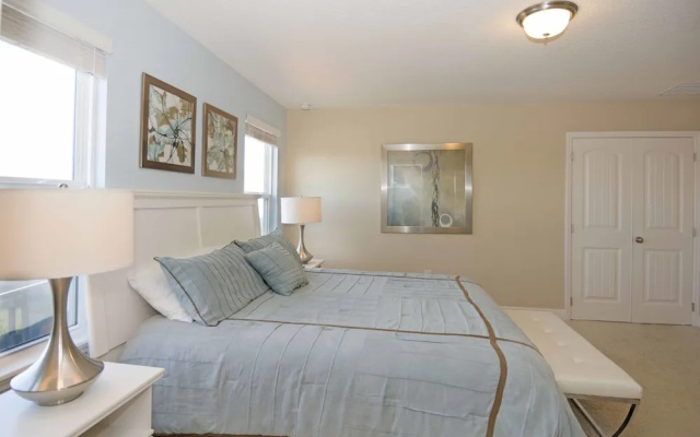 4405 Acorn Ct