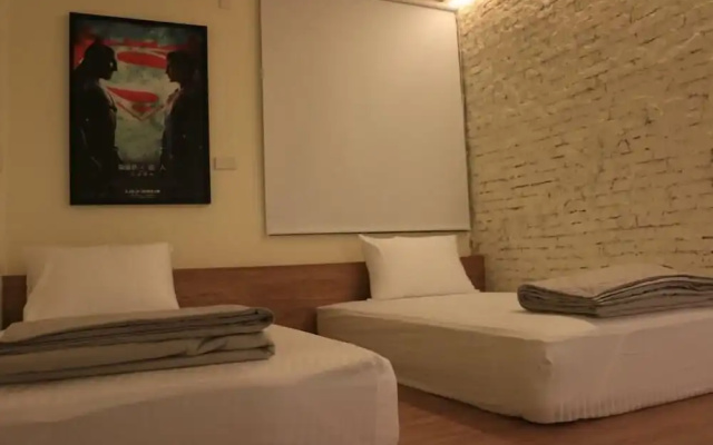 Here Hostel Puli
