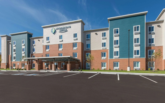 Woodspring Suites Dayton North