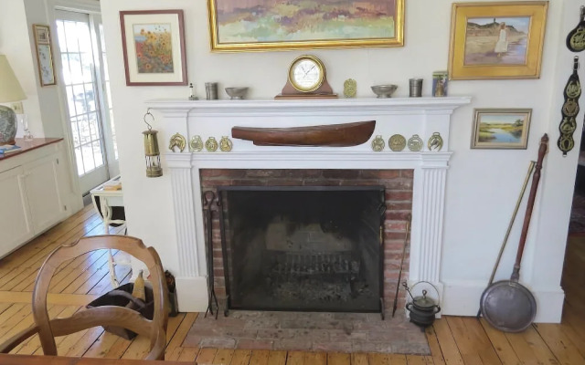 105 Fox Hill Road - Three Bedroom House