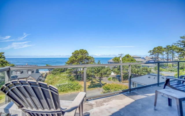 Rooftop Ocean Views and Garage Recreation - Stunning Coastal Treasure