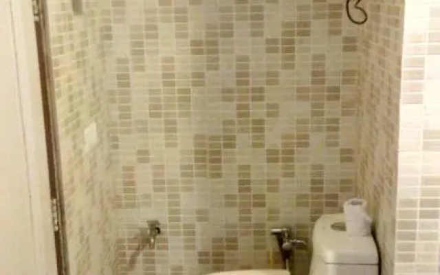 Woodpecker 2BHK Service Apartment Hauz Khas ,Delhi