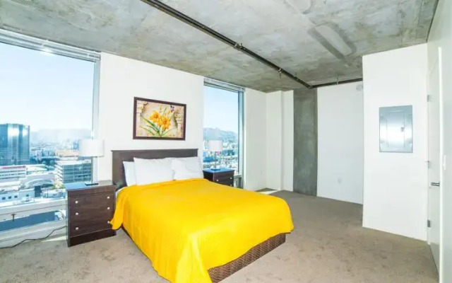 Hollywood Bellucci Apartment