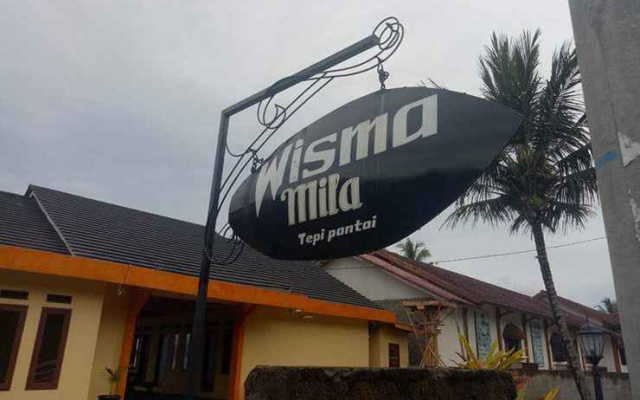 Wisma Mila Tepi Pantai Karang Hawu