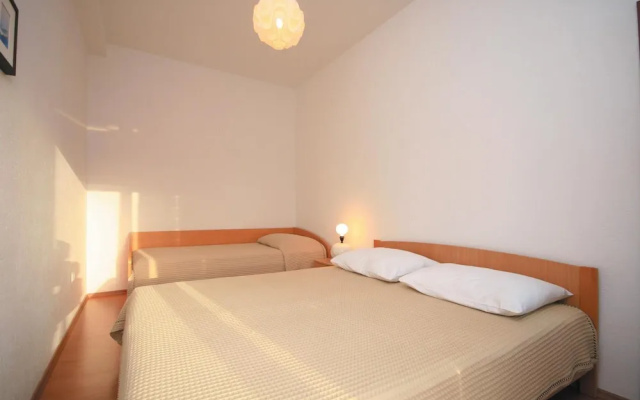 Amazing Home in Sibenik With Wifi and 1 Bedrooms