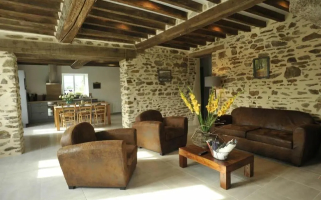 Gîte Saint-Calais-du-Désert, 4 pièces, 6 personnes - FR-1-600-161