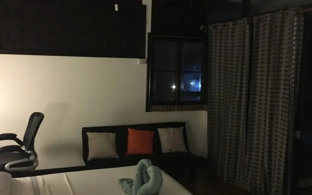 TripOn 2 - Hostel - Adults Only