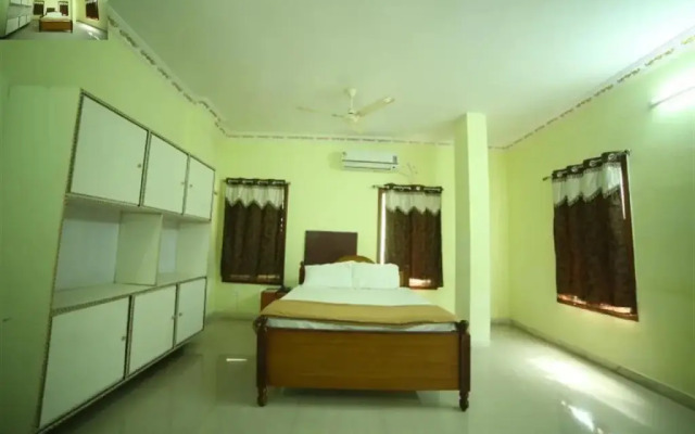 Hotel Ghantas Inn