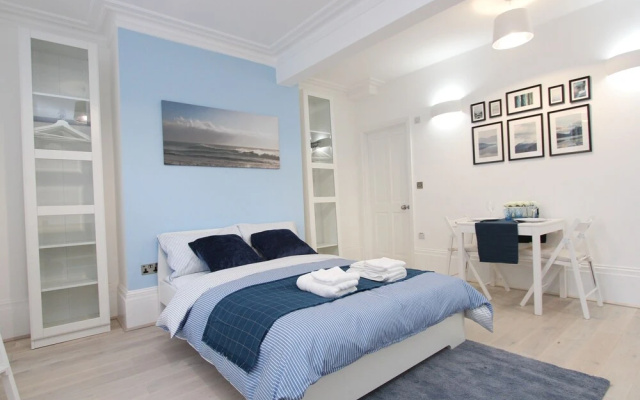 Stunning Brand New Studio Apartment - Sleeps 3