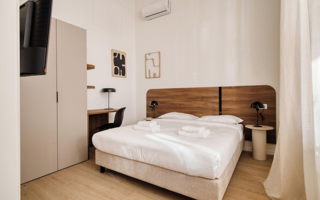 Elegant Flats near Guastalla Gardens