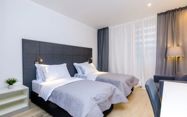 Rooms4U