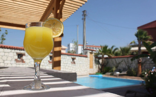 Eritrina Otel