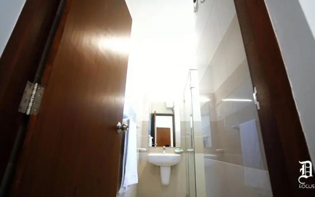The Beach Front Apartment - Uswetakeiyawa, Colombo