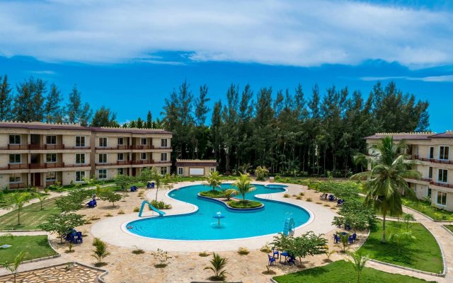 Sunrise Beach Resort in Dar es Salaam, Tanzania from 100$, photos, reviews - zenhotels.com hotel front