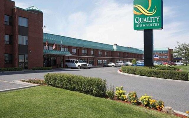 Quality Inn & Suites P.E. Trudeau Airport 1
