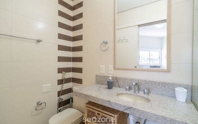 Apartment With BBQ in Condo With Pool Eaf0404
