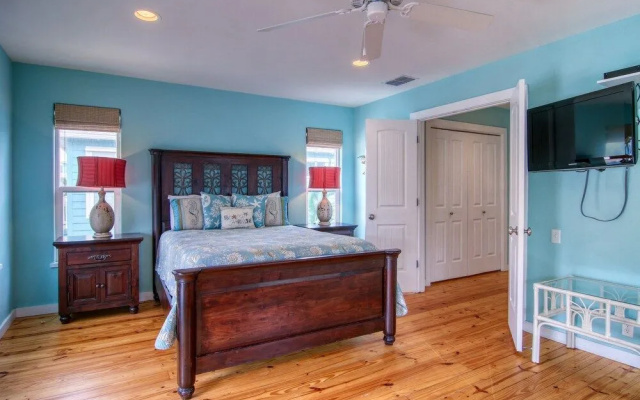 The Ohana Hut by Silver Sands Vacation Rentals