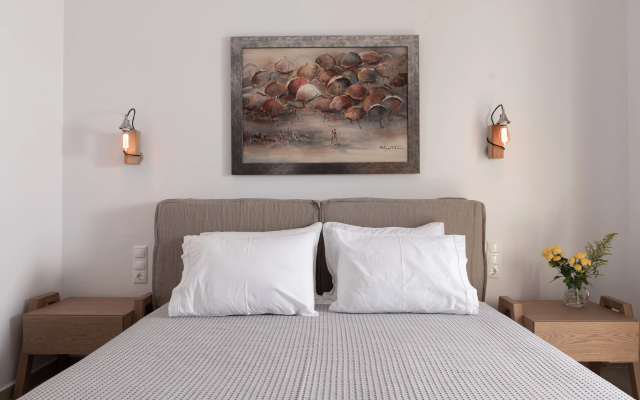 Mirazur Seafront Sunset Villa