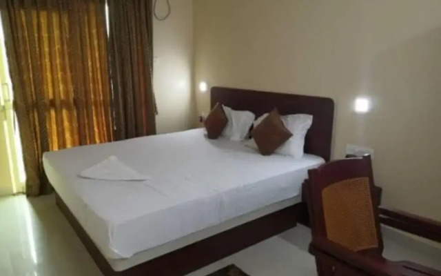 Goroomgo Kshipra Guest House Ujjain