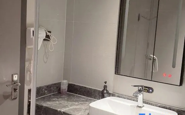 The Grace Hotel Shanghai Yexie
