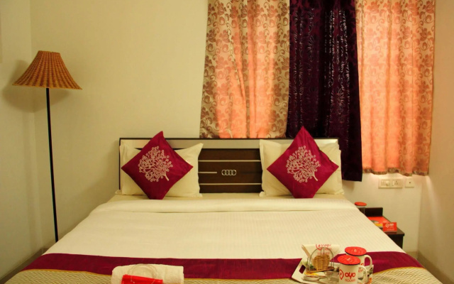 OYO Apartments Kalyani Nagar Gold Adlabs