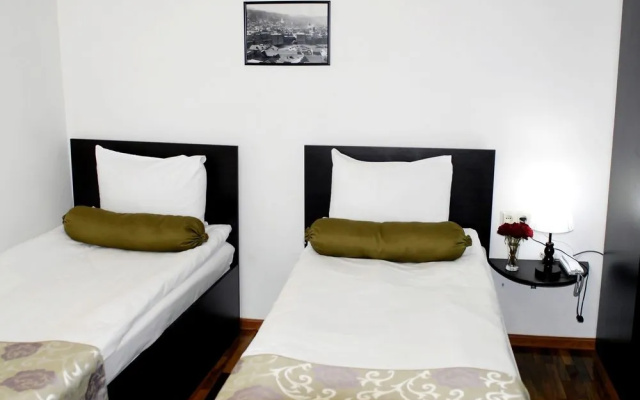 Ava Hotel