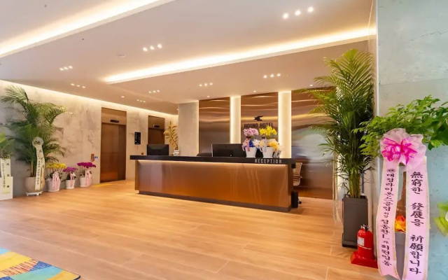 HOUNDHOTELDAEGUHYUKSIN