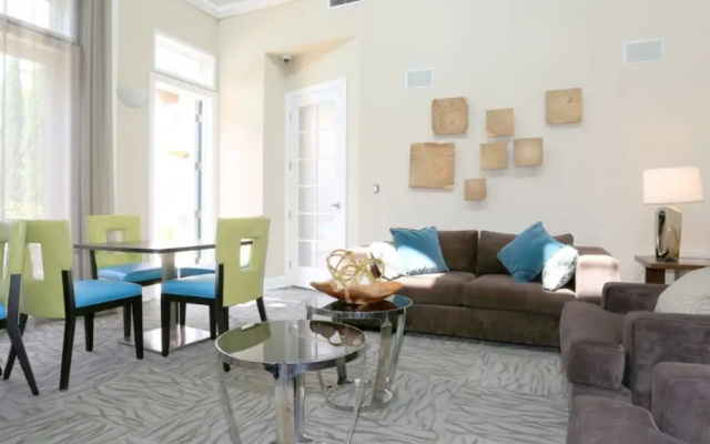 Global Luxury Suites Bridgepoint Circle