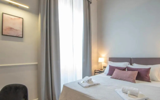 Gemini Suites Navona