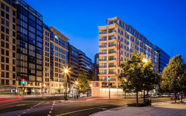 Отель Residence Inn by Marriott Washington, DC Downtown США, Вашингтон - отзывы, цены и фото номеров - забронировать отель Residence Inn by Marriott Washington, DC Downtown онлайн вид на фасад