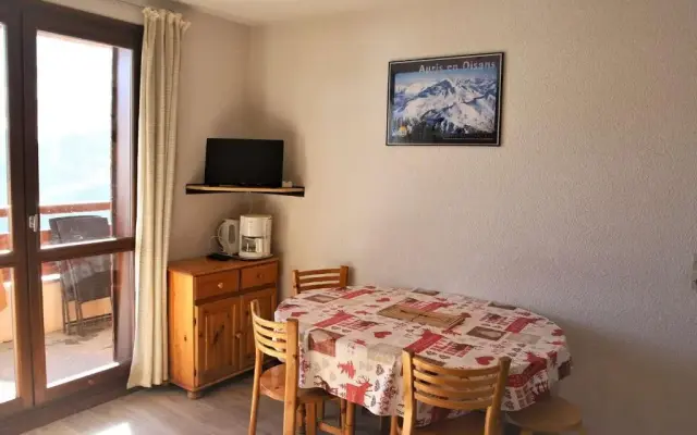 Appartement Auris, 1 pièce, 4 personnes - FR-1-297-58