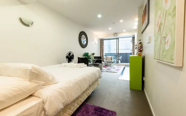 Zodiak'S Cosy Studio Apartment Near Sky