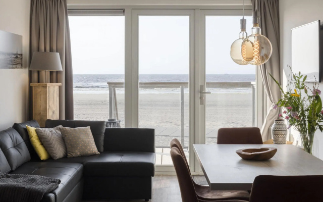 Beach House in a Dream Location on the Beach