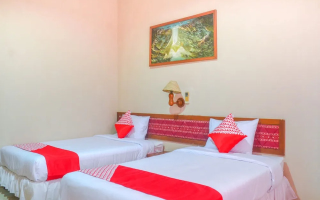 OYO 1240 Hotel Pantai Jaya
