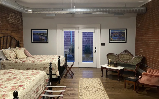 Belle Louise Historic Guest House