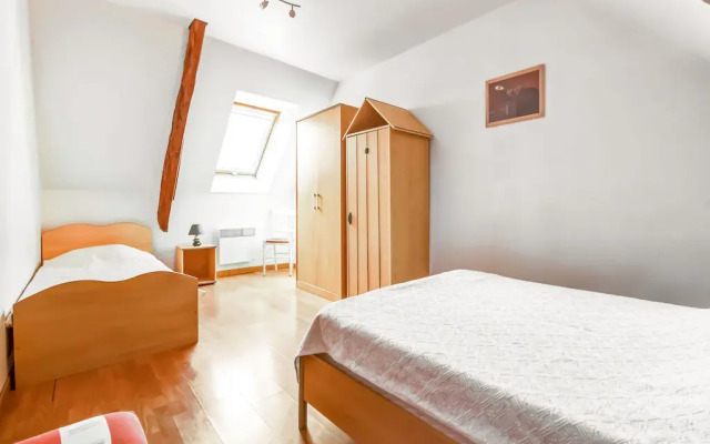 Beautiful Holiday Home in Brainville with Garden