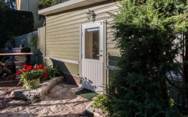 Отель Garden Camping Таллин вид на фасад