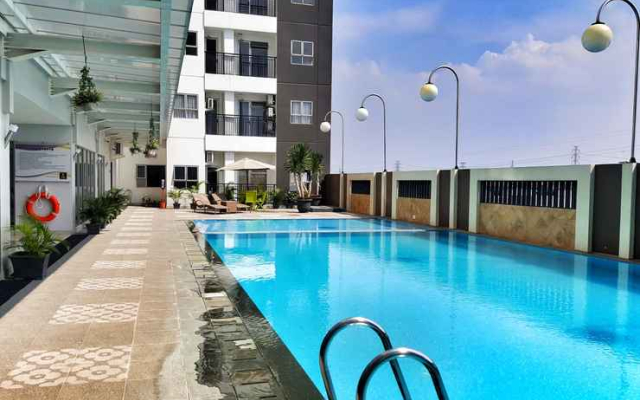 Mekarwangi M Square Apartement by Handoko