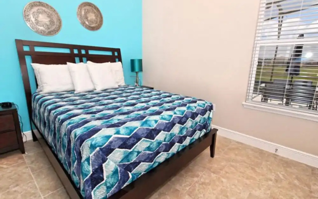 5-Bedroom Villa in Davenport 5132OA
